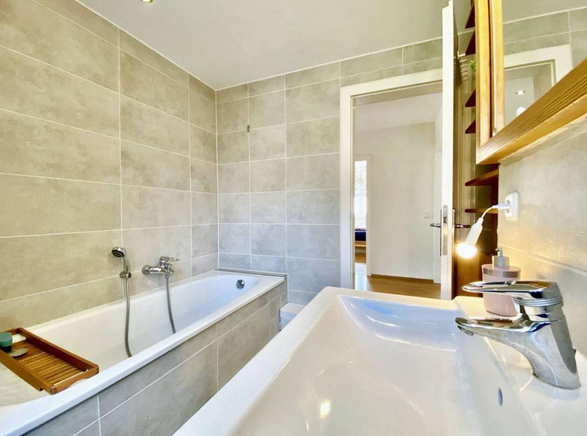 Apartment Avanzato Erfurt Ngoại thất bức ảnh